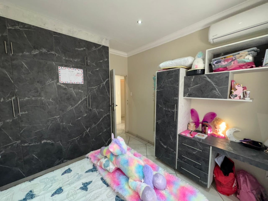 3 Bedroom Property for Sale in Safari Gardens North West